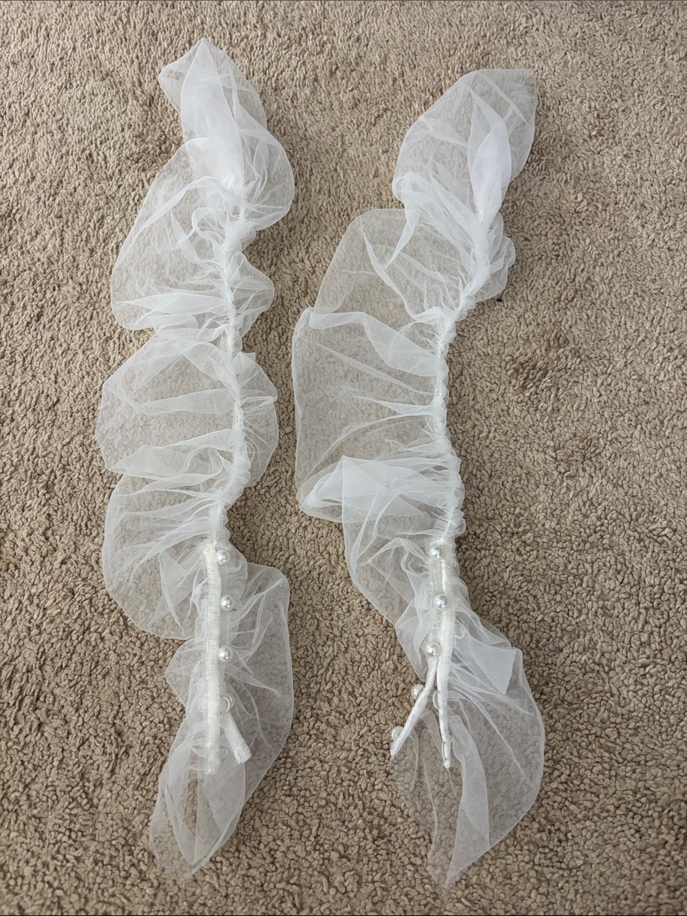 Jane Hill PEARL TULLE SLEEVE